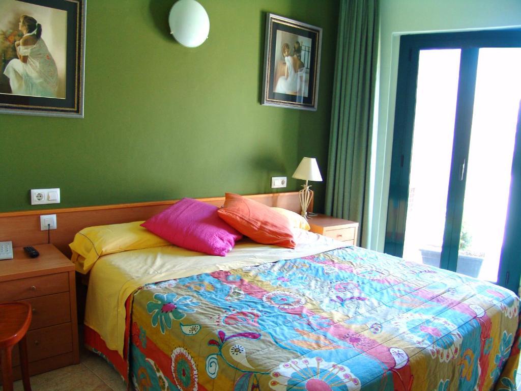 Hotel Pinxo Santa Coloma De Farners Camera foto